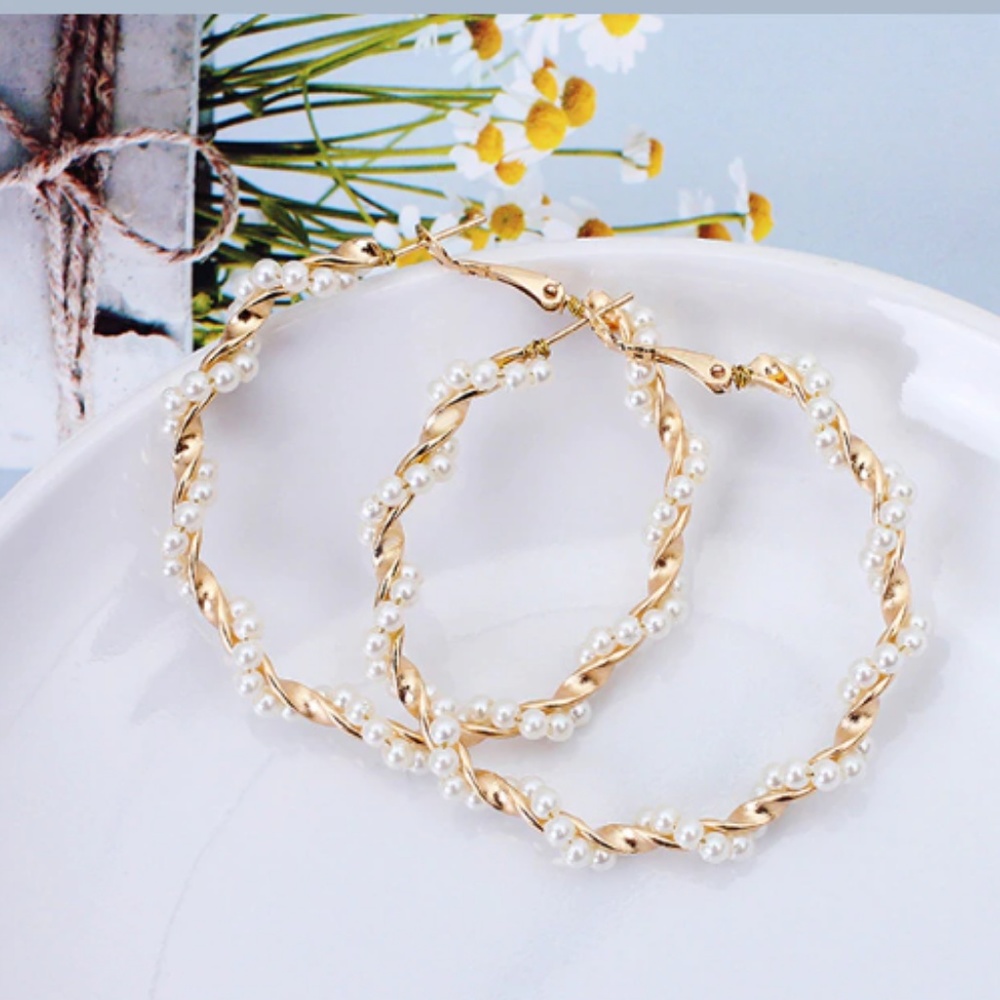 Lulu's Unique Pearl Twisted Boho Hoop Earrings - Picture 2 of 7